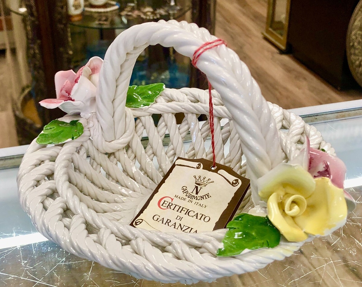 NWT Vtg Capodimonte White Ceramic Porcelain Basket with Applied