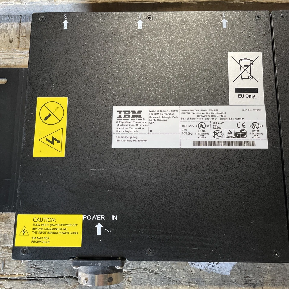 (2) IBM 3 Outlet 9306-RTP Server Power Brick Distribution Unit 39Y8912 Computer - Image 2 of 4