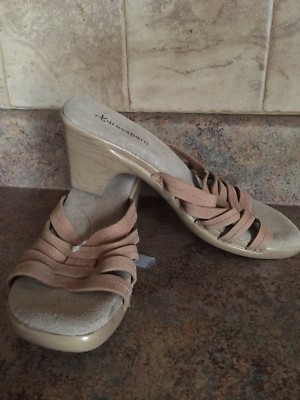 Women S Dressbarn Wedge Heel Shoes Size 9m Ebay