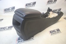 Mercedes A180 W176 Mittelkonsole LEDER Mittelarmlehne Tunnelkonsole A1766800800 Mercedes A180 W176 Mittelkonsole LEDER Mittelarmlehne Tunnelkonsole A1766800800