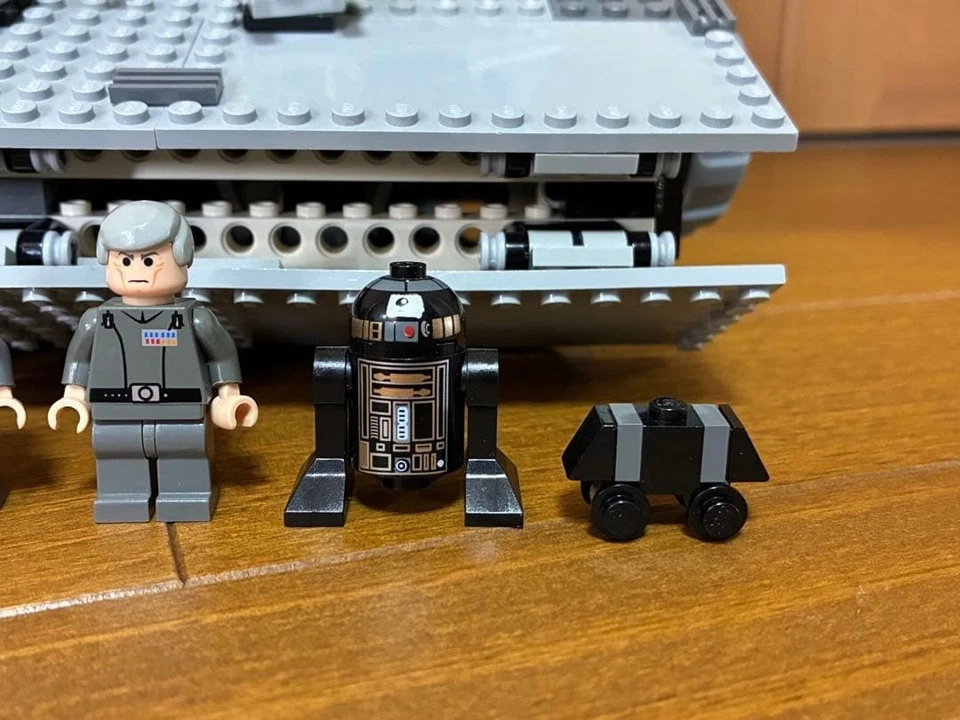 LEGO Star Wars Imperial Star Destroyer 6211 In 2006 Used Complete W/Manuals - Image 4 of 4