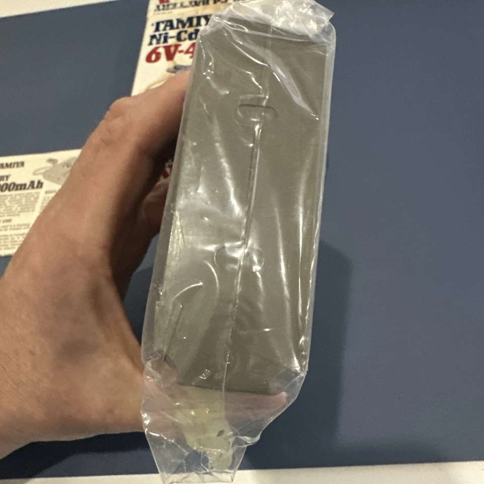 Tamiya Vintage Ni-Cd Batería 6V-4000mA Kit 5512 Blazer O Hilux Foto 4 de 4