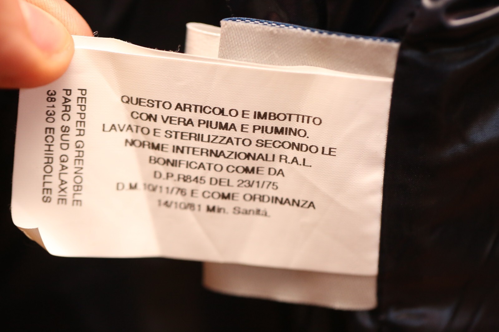 Moncler Navy Blue Quilted Down Puffer Cropped Jacket Coat Ladies (3) 14 XL Rare thumbnail 7