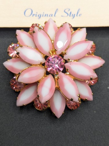 Vtg TWO Sets Of JULIANA for TARA Two Tone Rhinestone Brooch Clip Earrings *Read* - Picture 15 of 22