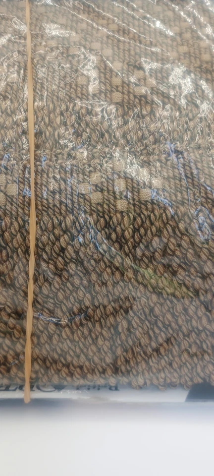 Conso de 13,5 yardas flecos de lingotes de 4". Colección Tudor de adornos británicos Foto 2 de 4