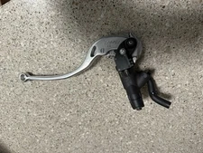 2015 - 26 Yamaha R1 Front Master With Lever