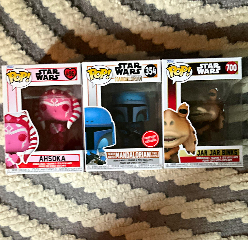 Funko Pop! Star Wars Lot 3 Ahsoka #496 Mandalorian #354 Jar Jar #700 GS Excl