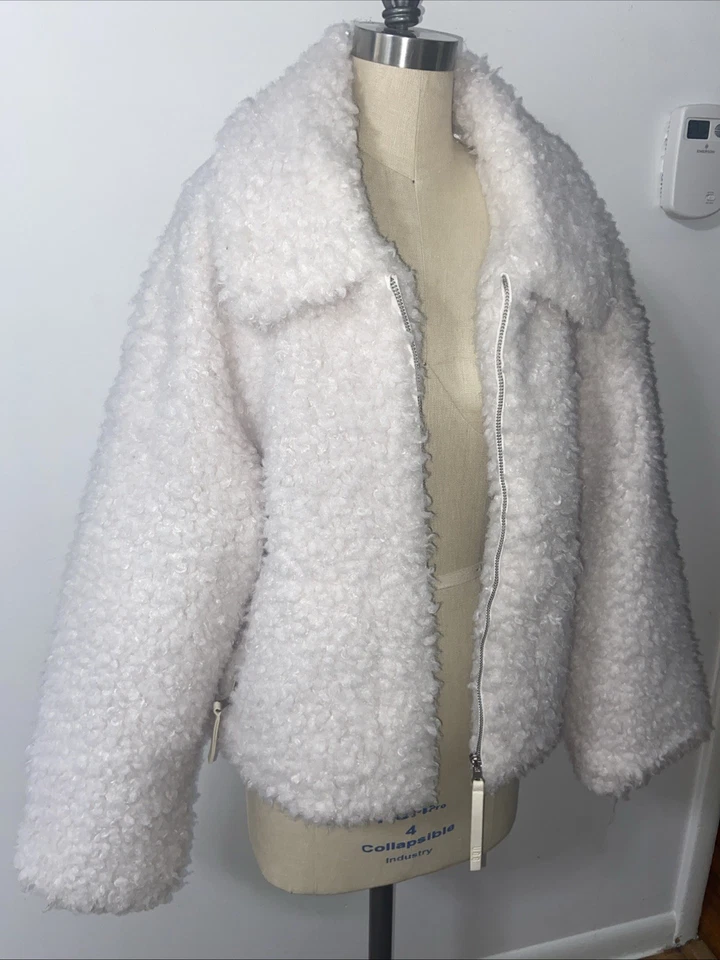 UGG 夹克大码蓬松保暖夹克 