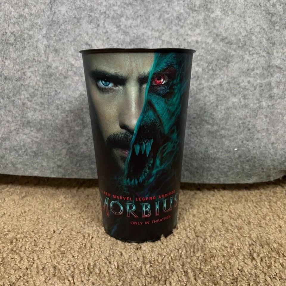 Taza Coleccionable Morbius 44 OZ Cine Marvel 2022 Gráfico Sin Tapa Nueva Foto 4 de 4