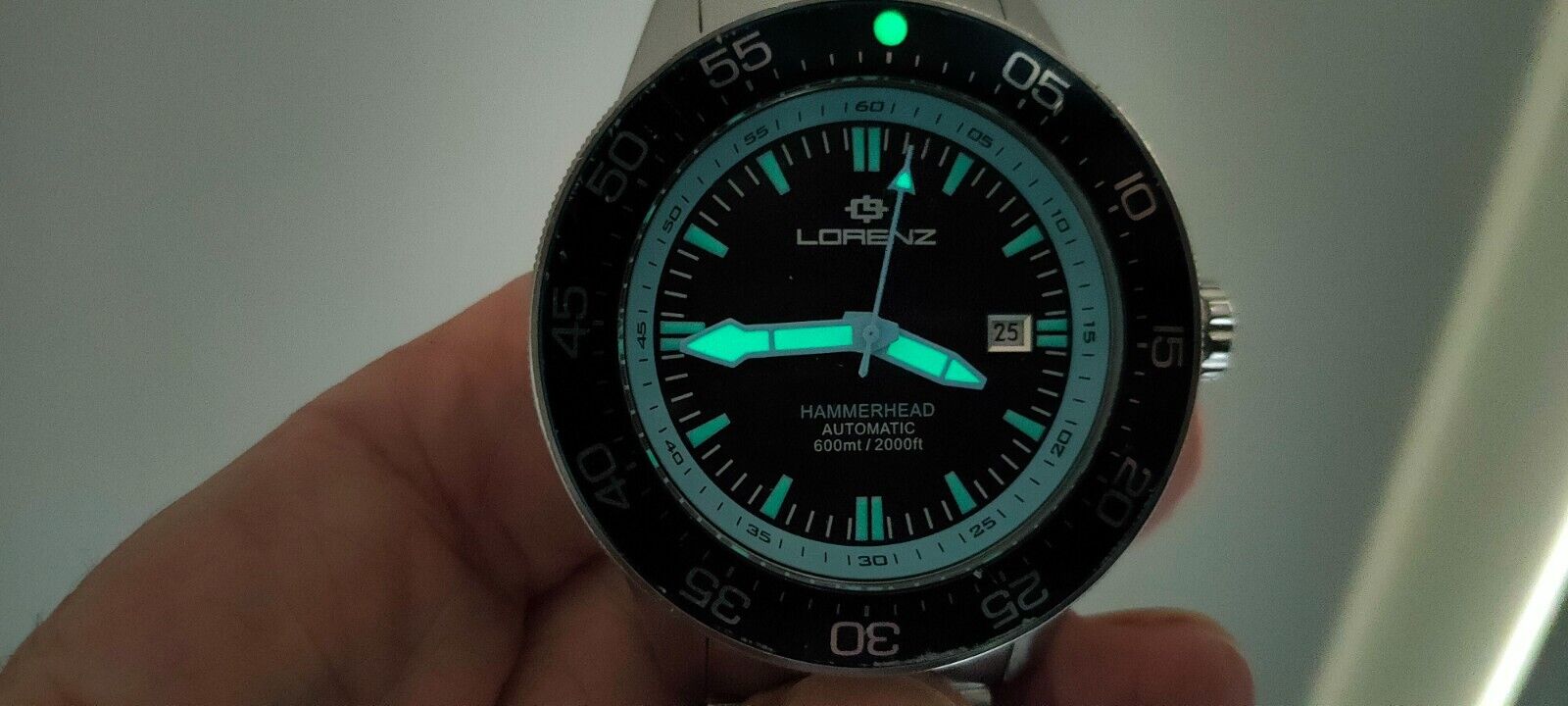Foto 10 di 23