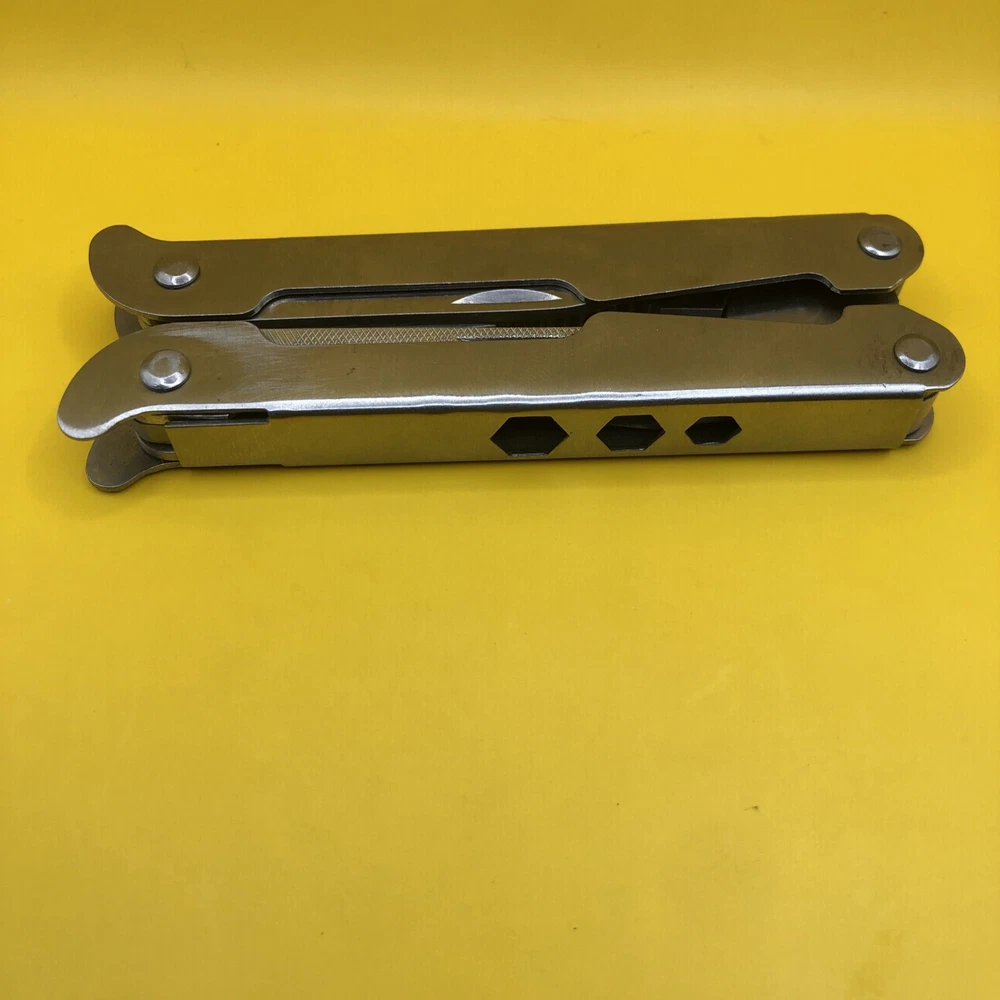 Black Stainless Steel Multi-Tool – Compact & Durable