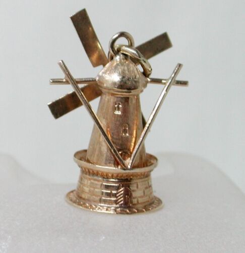 9ct Gold Large Windmill Shaped Charm Heavy 1960's Vintage 22786 - Picture 2 of 4