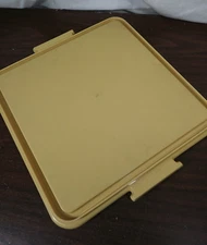 Tupperware 1241-3 square cake replacement plate base