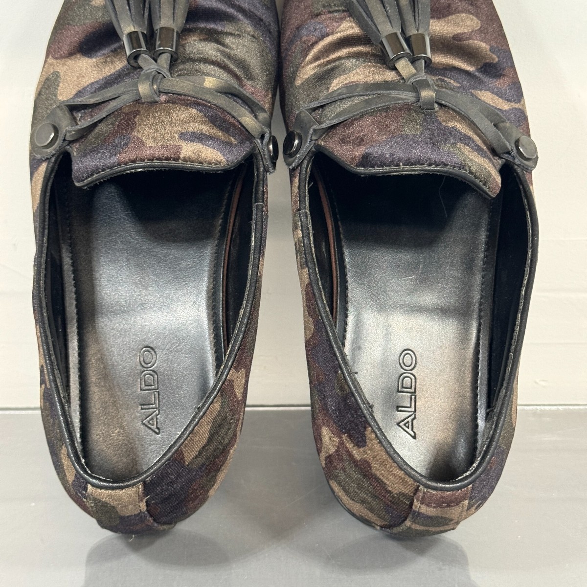 Aldo Loafer Mens 7.5 Green Camo Velvet Tassels Black Dressy  display picture 1