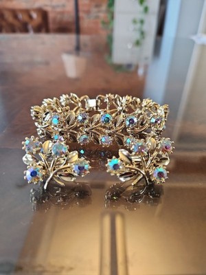 Vintage Aurora Borealis Flower Clip On Bracelet Earrings Gold Tone Cluster Set
