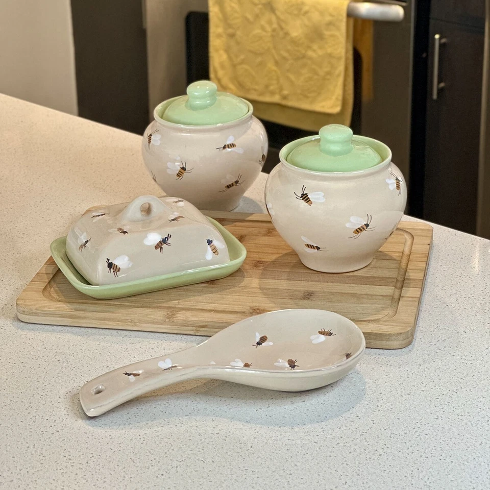 Plato de mantequilla de gres guardián de mantequilla vintage con tapa de 7,1 x 5,5" de BEES Foto 4 de 4