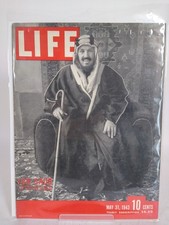Life Magazine May 31, 1943 Ibn Saud; Life visits him in Arabia, Good Condition Life Magazine May 31, 1943 Ibn Saud; Life visits him in Arabia, Good Condition