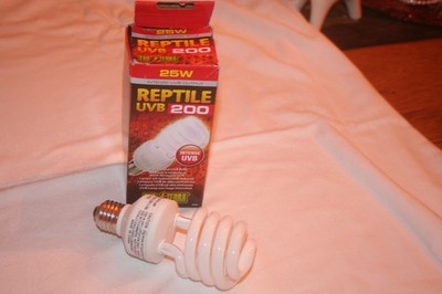 EXO TERRA Reptile UVB 200----25 W