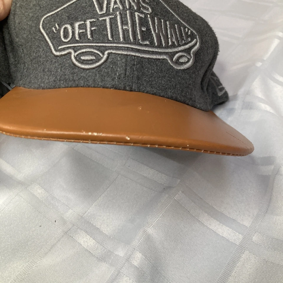 Vans "OFF THE WALL" Snapback Hat Adjustable Brown Faux Leather New Era Fits - Image 3 of 4