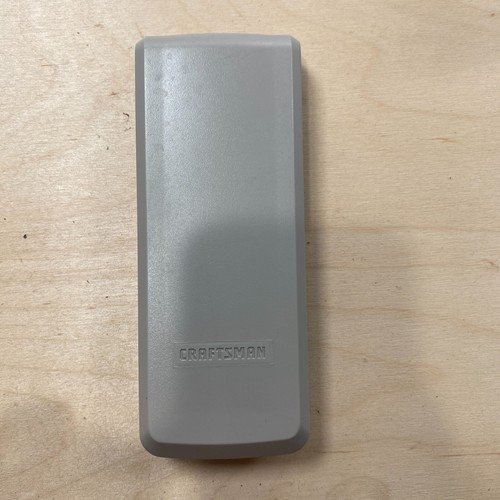 Craftsman CMXZDCG440 877MAX LiftMaster Garage Door Opener Keypad Model - Picture 10 of 10