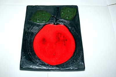 Ester Wallin 1971 UPSALA EKEBY STUDIO POTTERY Keramik Bild apple Sweden