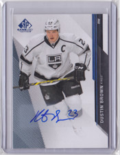 2014-15 UD SP GAME-USED AUTO BASE PARALLEL DUSTIN BROWN #55 LOS ANGELES KINGS
