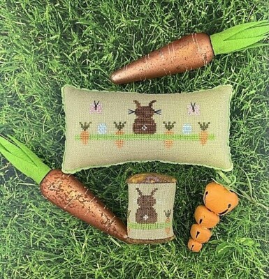 Peter's Garden~Needle Bling Designs