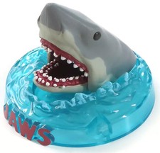 Collection de 3 mini figurines requin mangeur d'hommes avec mâchoires et nage...