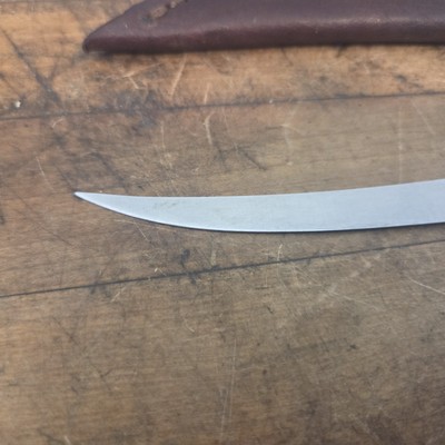 Couteau forgé Daniel vally manche en bois de cerf américain etui en