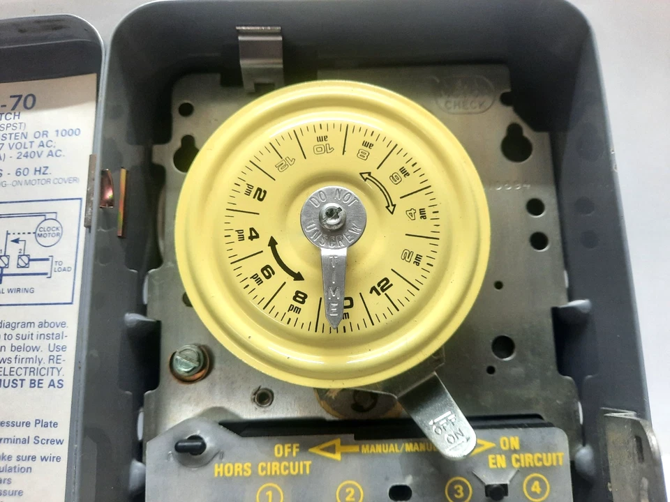 INTERMATIC T102-70 SPST 24 HOUR DIAL TIME SWITCH - Image 4 of 4