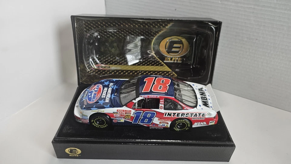 Bobby Labonte #18 Let’s Roll 2002 Grand Prix Elite 1:24 Action 1 of 900 - Image 3 of 4