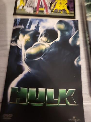 The Hulk 2003 Ltd Edition 3D Sculpted Fist Case Exclusive 3 Disc DVD Box Set New - Picture 7 of 10