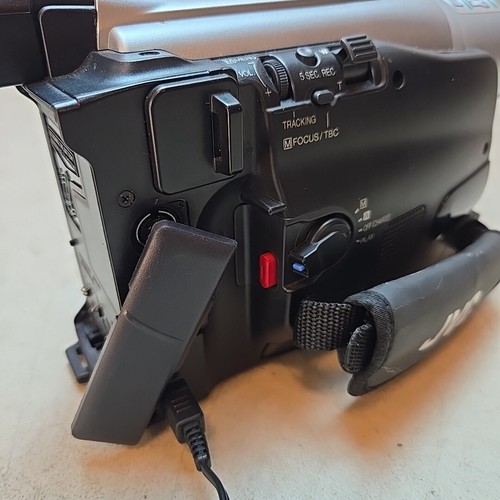JVS Compact VHS Camcorder GR-SXM37U E4 Error Message READ - Picture 7 of 16