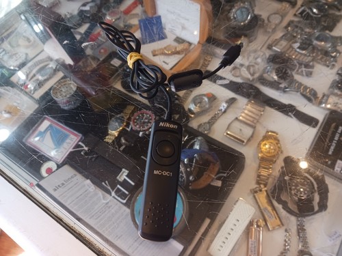 GENUINE NIKON MC-DC1 REMOTE SHUTTER RELEASE CORD - Picture 2 of 8