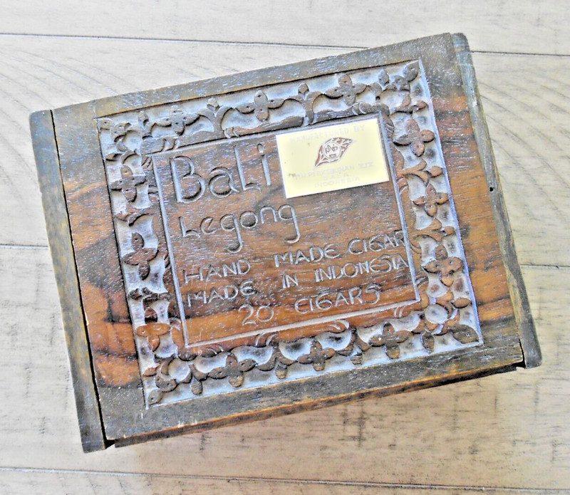 Vintage Cigar Box Bali Legong hand-carved solid wood P.N. Perkebunan Indonesia