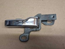 Mercedes-Benz W123 1983 Innentürgriff Innentüröffner vorne 1237600251 MNM5478 Mercedes-Benz W123 1983 Innentürgriff Innentüröffner vorne 1237600251 MNM5478