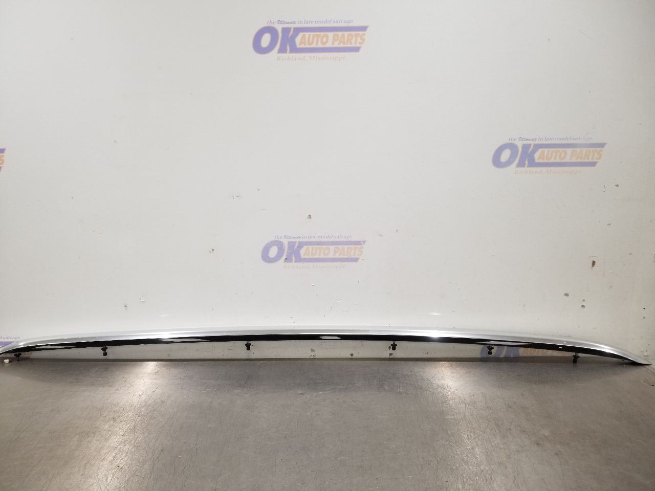 17 BENTLEY BENTAYGA LUGGAGE RACK ROOF RAIL RIGHT PASSENGER 36A860022