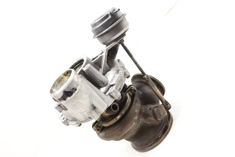 BMW M5 F10 2012-2015 4,4 L - turbocompresor izquierdo 7846919 como está Foto 4 de 4