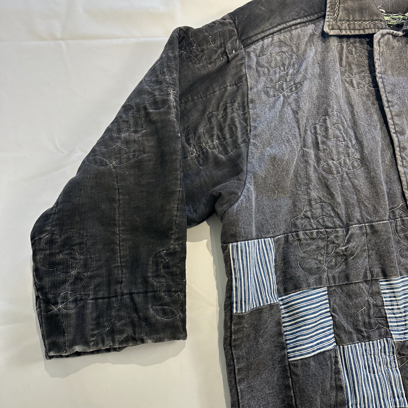 VTG Patchwork Granny Jacket Handmade Cottage Core… - image 6