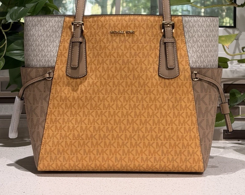 Michael Kors ショルダーバッグ ホワイト バッグ & ハンドバッグ 女性