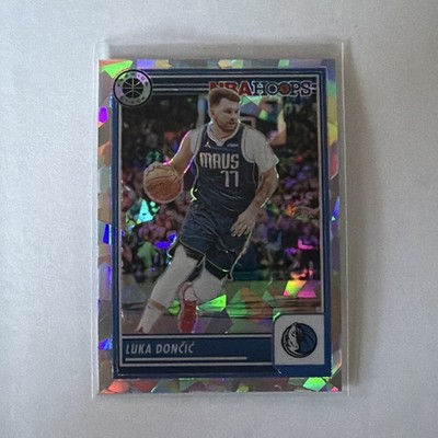 Panini 2023-24 NBA Hoops Premium Stock Prizm #9 Luka Dončić Mavericks