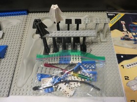 Lego Classic Space Inter-Galactic Command Base 6971 w/ instructions