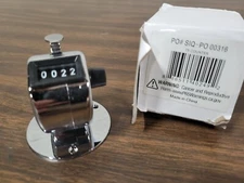 4 Digit Number Dual Clicker Golf Hand Tally Pitch Counter Silver Case with Base