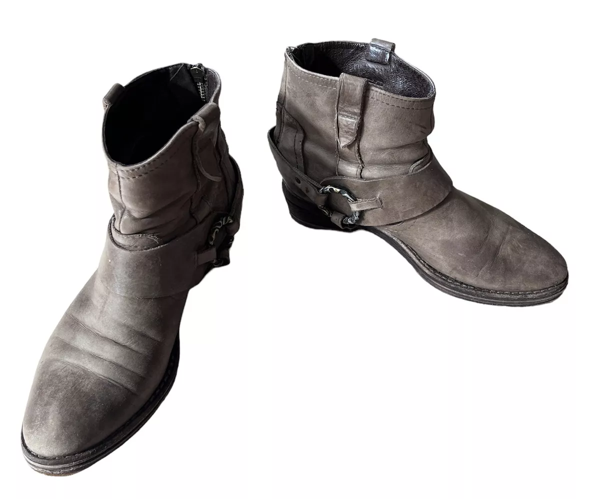 Steve madden hotsell ankle boots uk