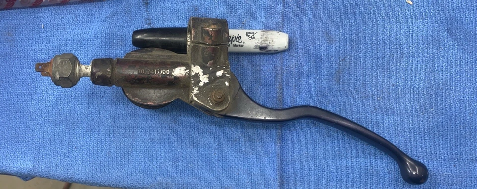 Ducati Pantah Moto Guzzi V50 V65 Monza Brembo Master Cylinder - Image 2 of 4