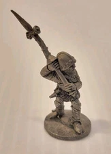Heritage Halberd Guard Miniature D & D Vintage Grenadier Ral Partha