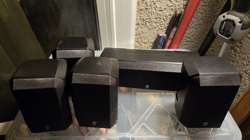 Yamaha NS-AP2600 5-Piece Home Theater Surround Sound Speaker Set Black