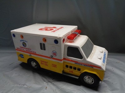 Vintage Funrise Ambulance Paramedic Rescue - SOUND & LIGHTS DO NOT WORK