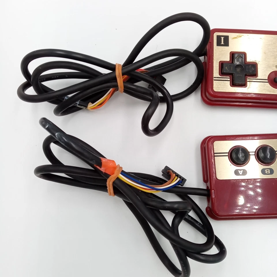 Nintendo Famicom controller for Parts Repair Japanese - Image 2 of 4