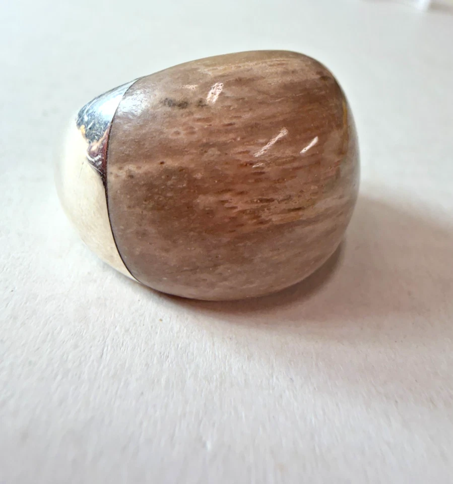 Anillo Calvin Klein Talla 6 Plata de Ley Modernista Cúpula Neutra Piedra Pulida Foto 3 de 4